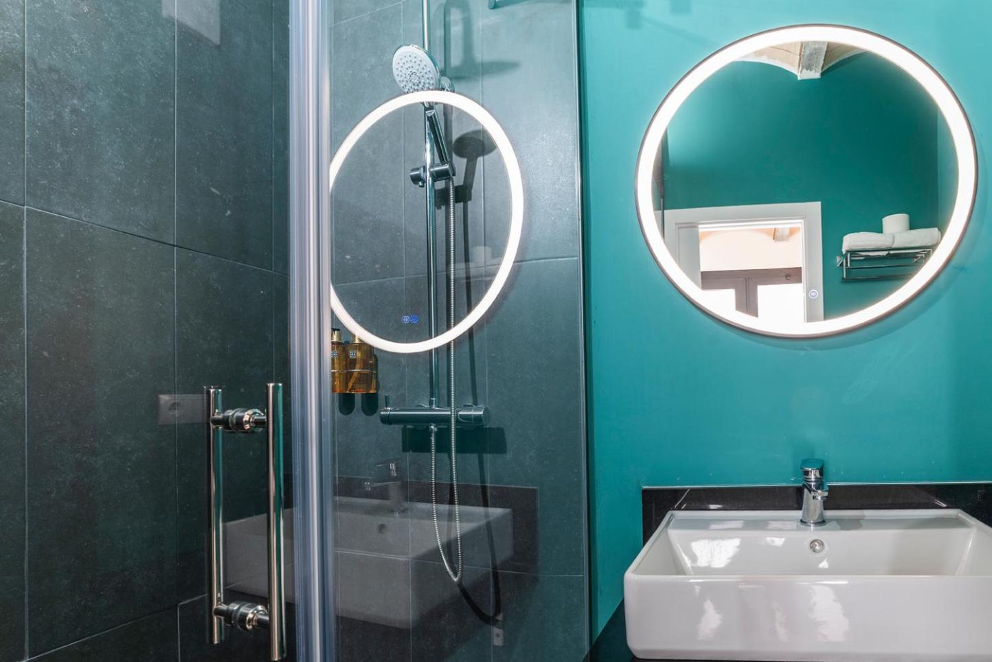 Slow Suites Salvador セビリア エクステリア 写真